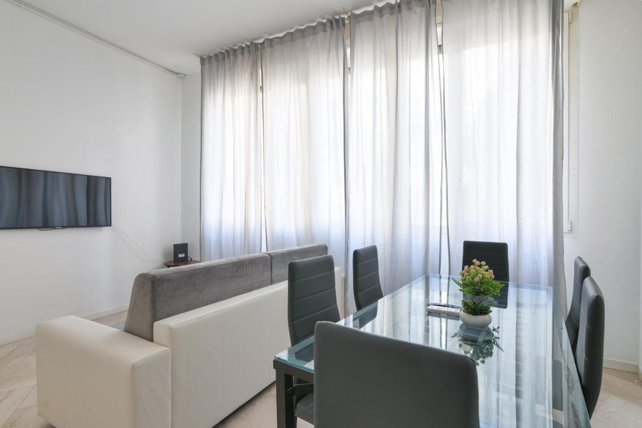 Prestige Boutique Homes - Duomo 1 밀라노 외부 사진